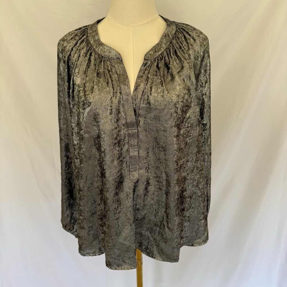 Xirena Farrah Blouse Metallic Silver/Black - Size Small Peasant Tunic